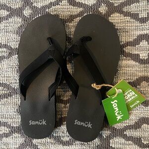Sanuk Ashland ST flip flops size 7